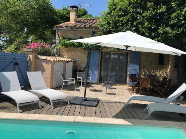 Maison De Plain Pied Pour 4 Pers Piscine Lussan Lussan  Exteriör bild